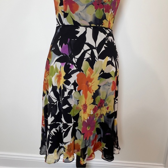 Adrianna Papell Vibrant Black and Floral Silk Midi Dress Size 4 Petite - Picture 11 of 13